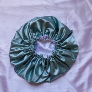 bonnet en satin vert et blanc